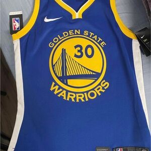 NEW WITH TAGS Nike Dri-Fit Women Golden State Warriors Curry Jersey Size L